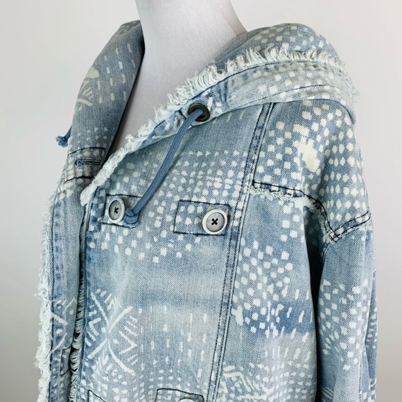 Free People Light Blue Hooded Jean Jacket with White Accents - Picture 12 of 16
